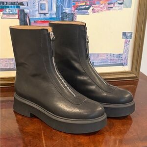 Steve Madden Jones Black Ankle Boots with Zipper (The Row look alike)